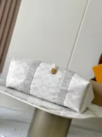 LV M14652 Marina Tote - Image 3