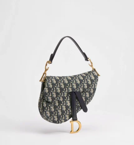 Stylish patterned bag with strap